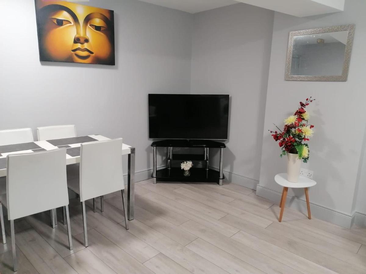 Oak House Apartment Ennis Exteriör bild